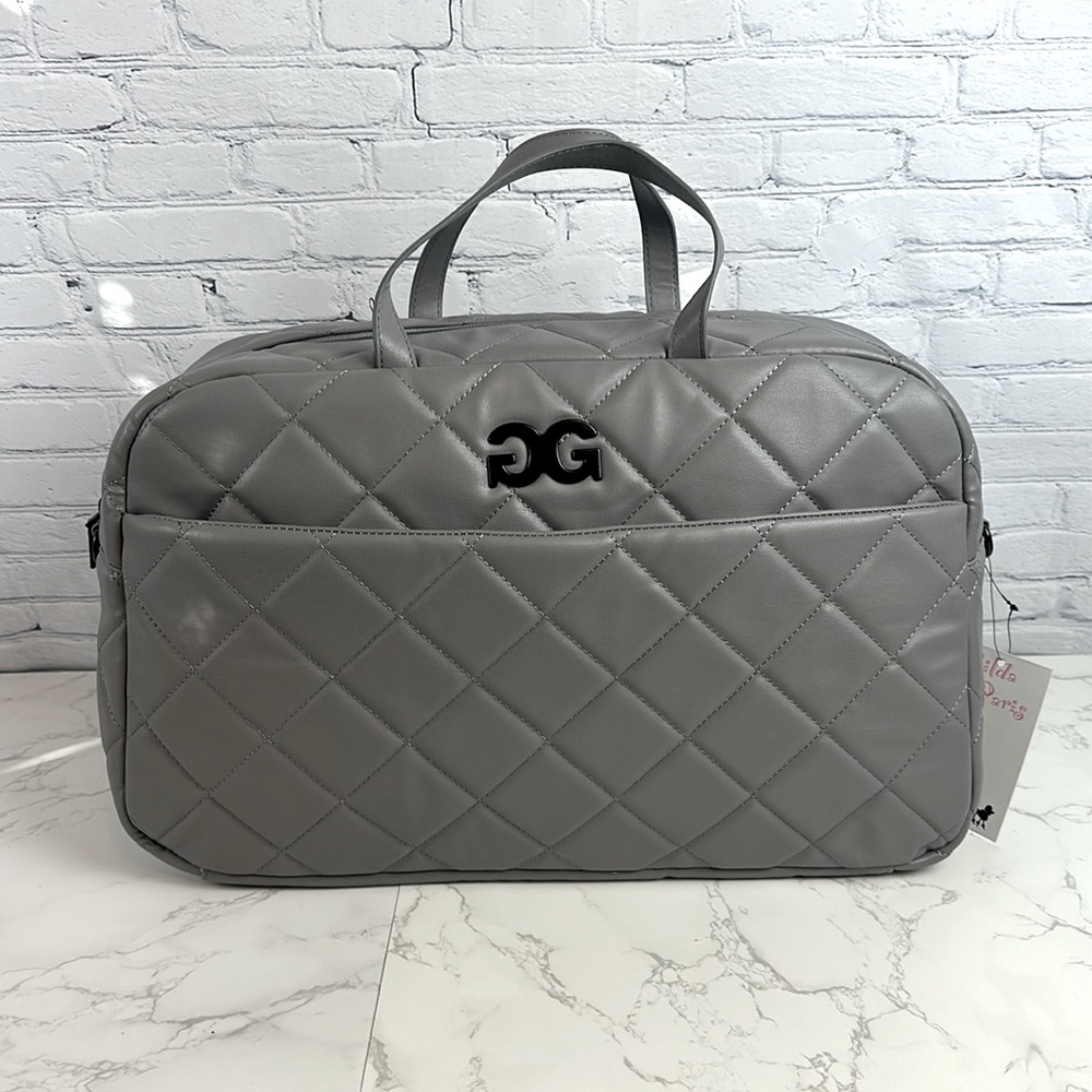 ❗️SOLD❗️NWT Gilda Paris Quilted Faux Leather Duffel Bag Gray Travel / Gym Bag 💼